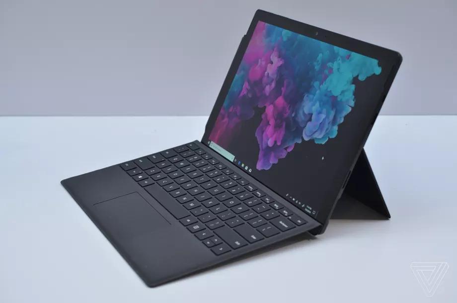 微軟發(fā)布Surface Pro6和二代Laptop 售899美元起