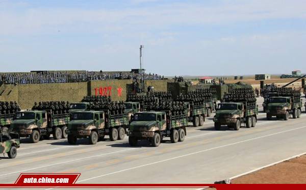 都是硬貨 盤點(diǎn)建軍90周年閱兵上的軍車