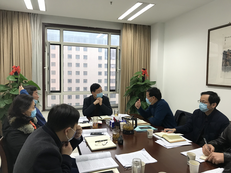 省教育廳總督學(xué)李金川組織督導(dǎo)辦全體同志，集中學(xué)習(xí)尹弘省長(zhǎng)在省教育廳調(diào)研座談會(huì)上的講話(huà)
