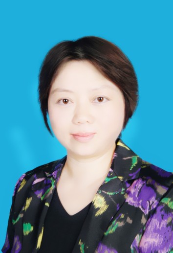 瀘州市委教育工委委員，市教育體育局黨組成員、市紀(jì)委監(jiān)委駐市教育體育局紀(jì)檢監(jiān)察組組長 陳萍