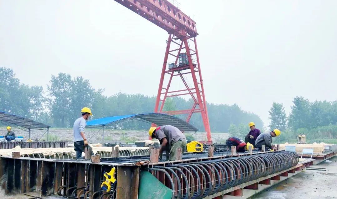 赤壁長(zhǎng)江公路大橋