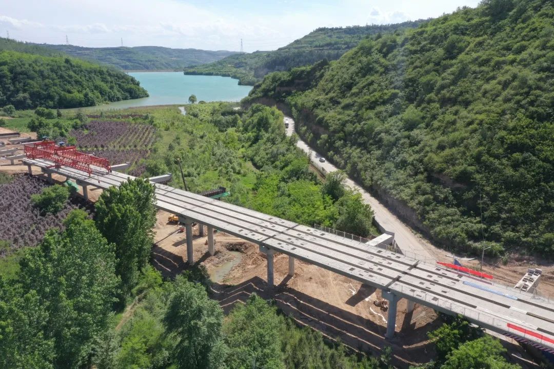 旬鳳高速花家河2號大橋